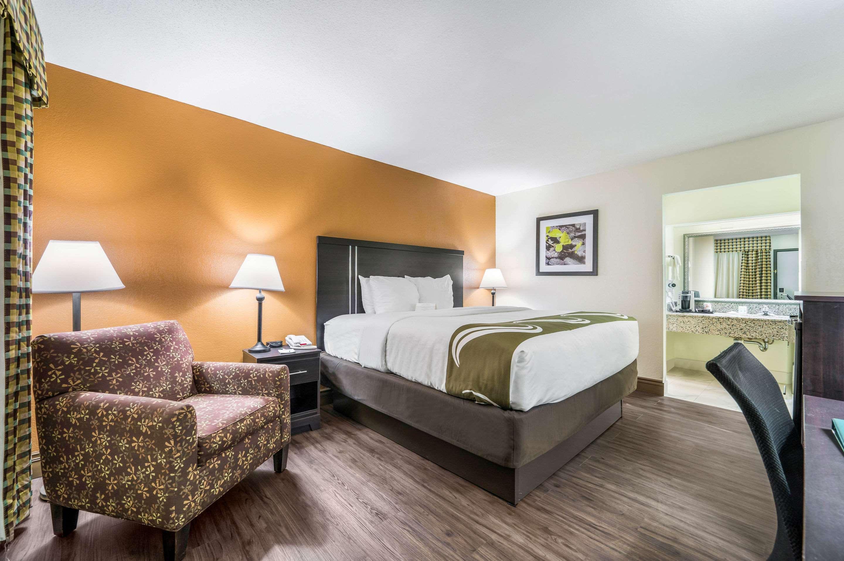 Quality Inn & Suites Corinth West Eksteriør billede