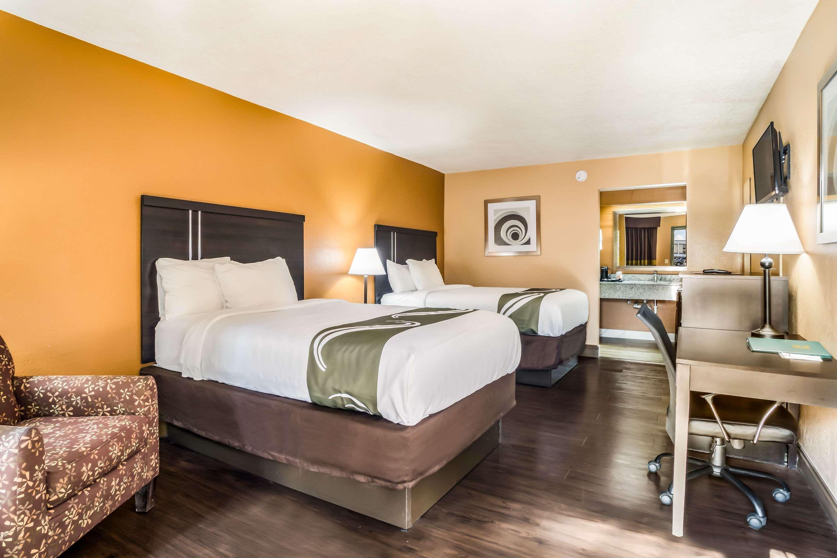 Quality Inn & Suites Corinth West Eksteriør billede
