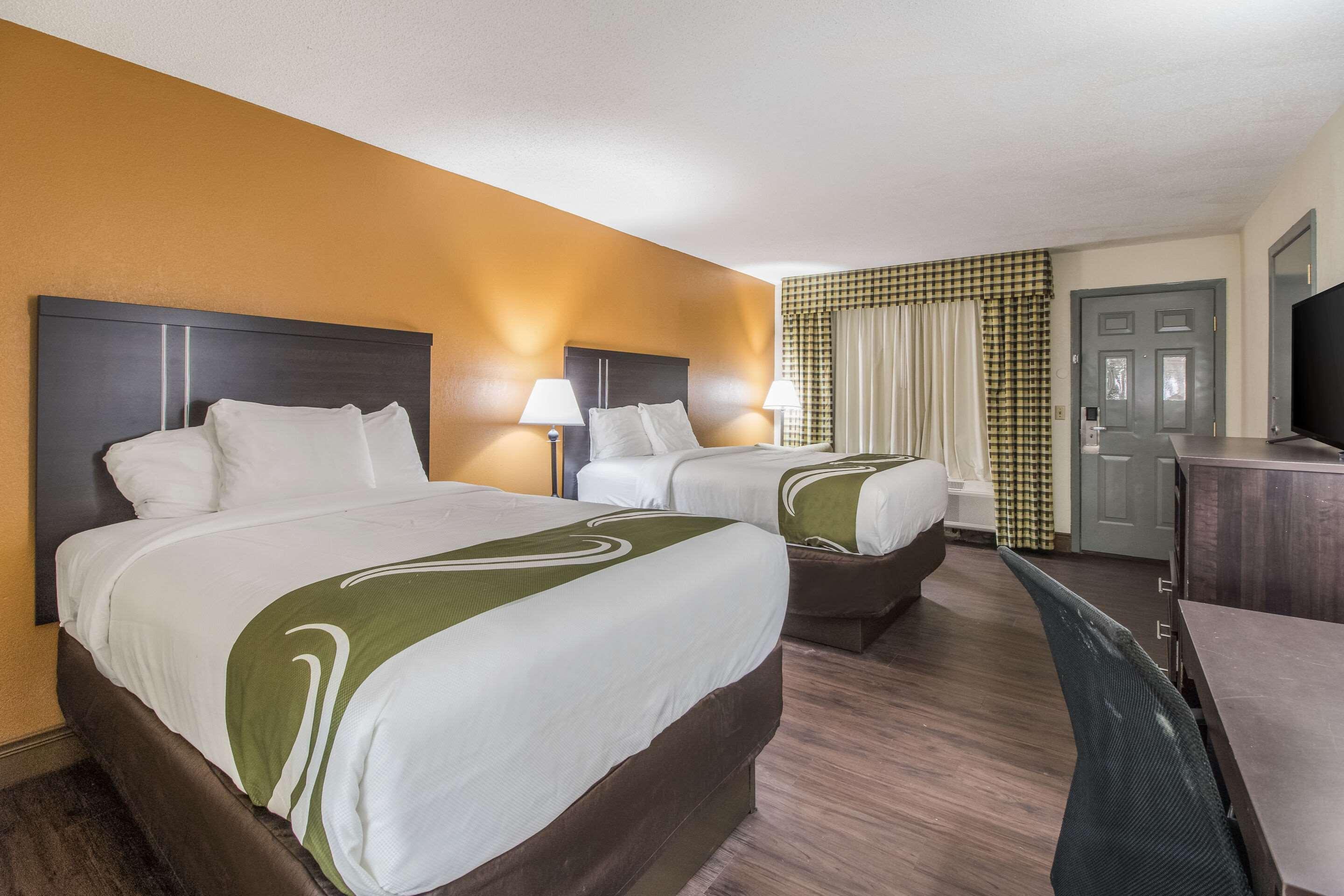 Quality Inn & Suites Corinth West Eksteriør billede