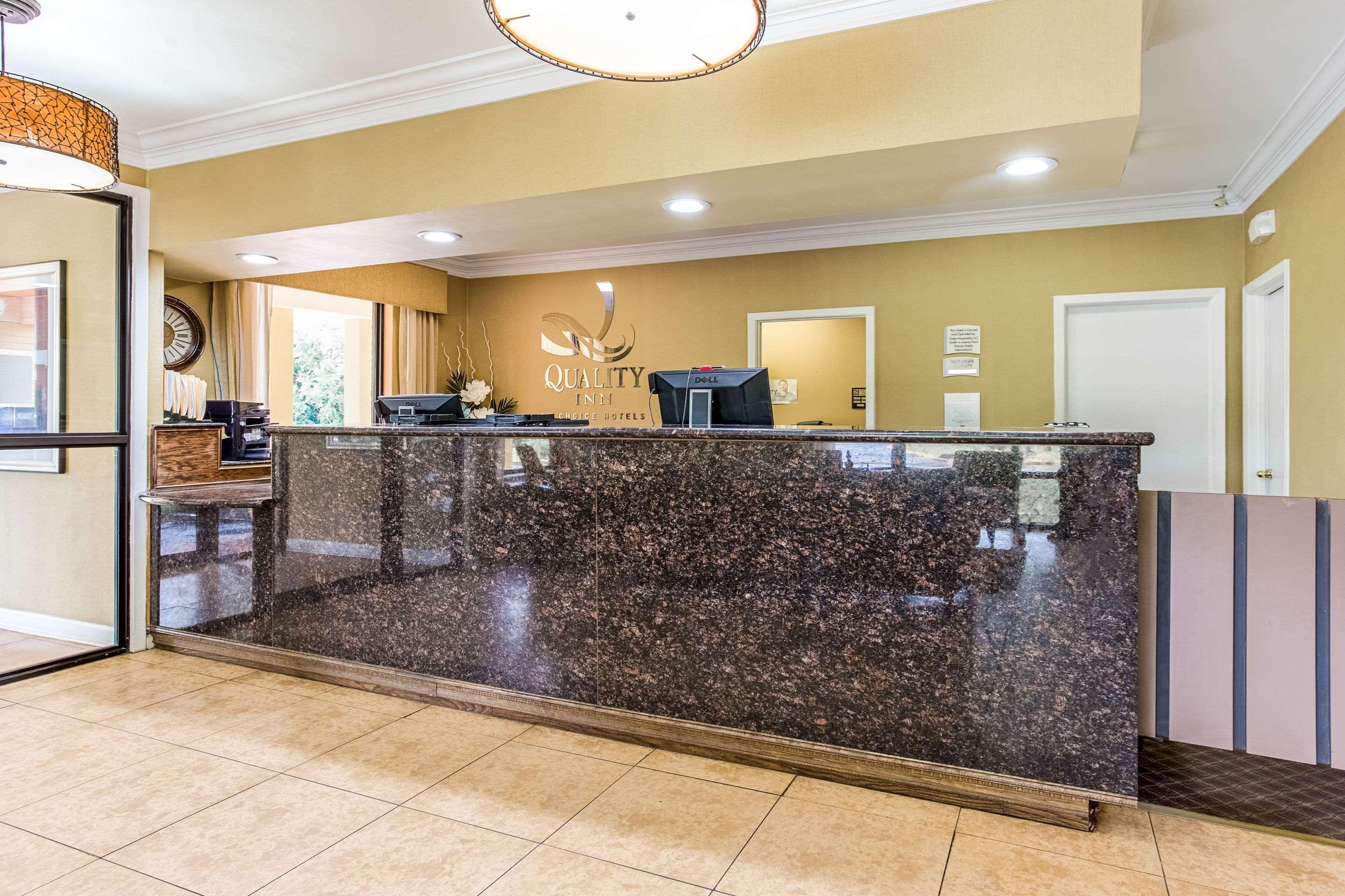 Quality Inn & Suites Corinth West Eksteriør billede