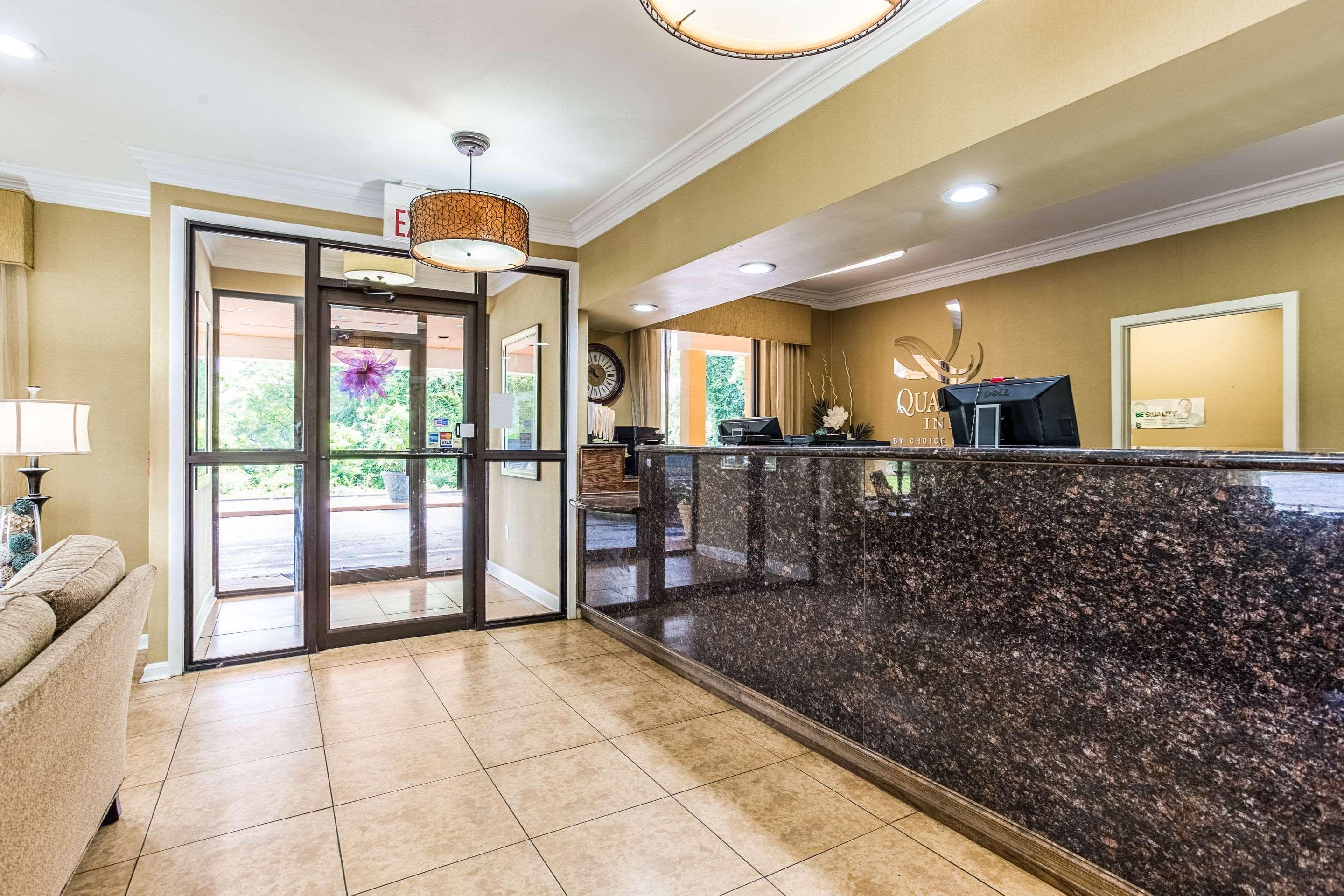 Quality Inn & Suites Corinth West Eksteriør billede